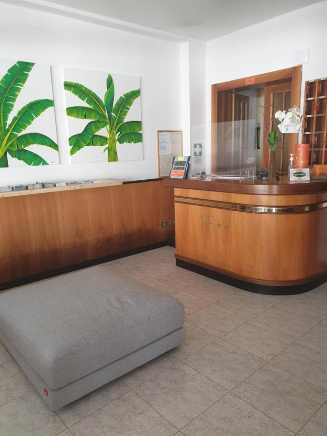 Hotel La Favorita Peschiera del Garda Dış mekan fotoğraf
