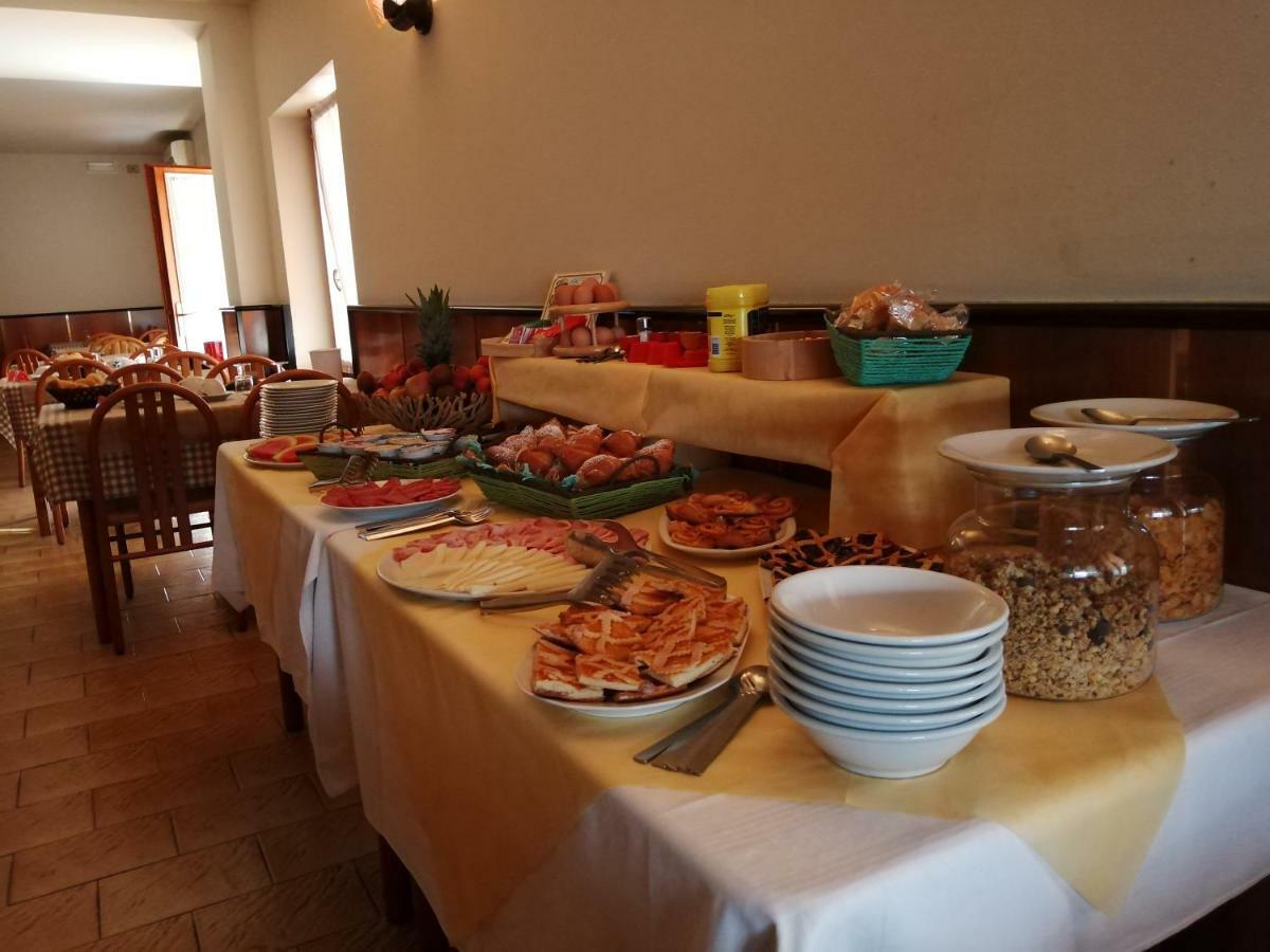 Hotel La Favorita Peschiera del Garda Dış mekan fotoğraf